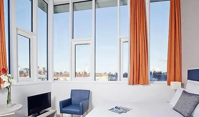 Aparthotel Sejours & Affaires Paris-Davout 3*, Paryż