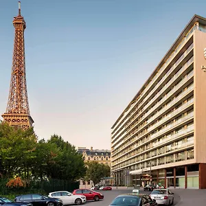 Pullman Tour Eiffel **** Paris