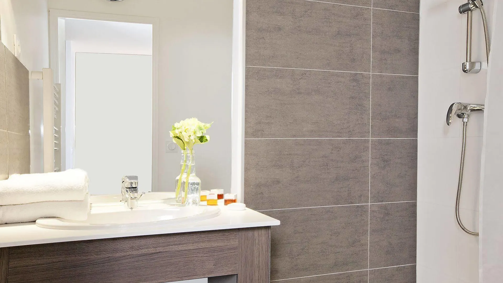 Sejours & Affaires Paris-Davout Aparthotel